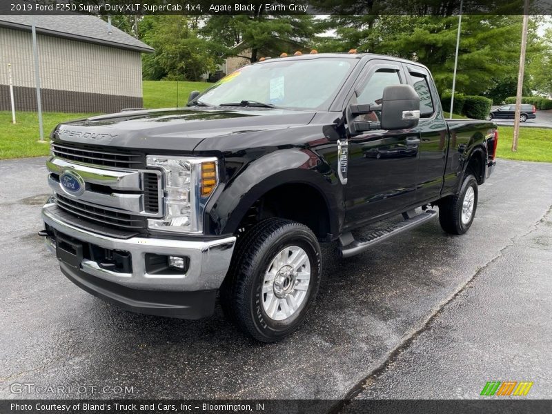 Agate Black / Earth Gray 2019 Ford F250 Super Duty XLT SuperCab 4x4