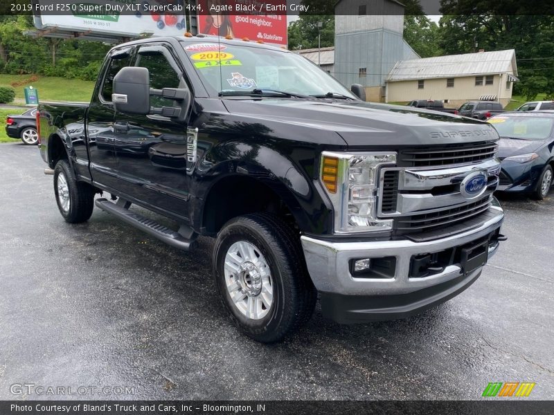 Agate Black / Earth Gray 2019 Ford F250 Super Duty XLT SuperCab 4x4