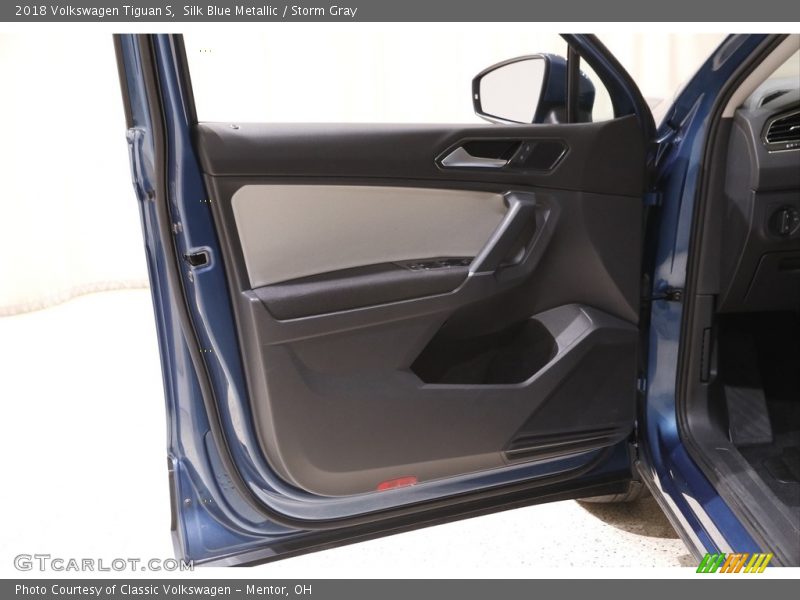 Silk Blue Metallic / Storm Gray 2018 Volkswagen Tiguan S