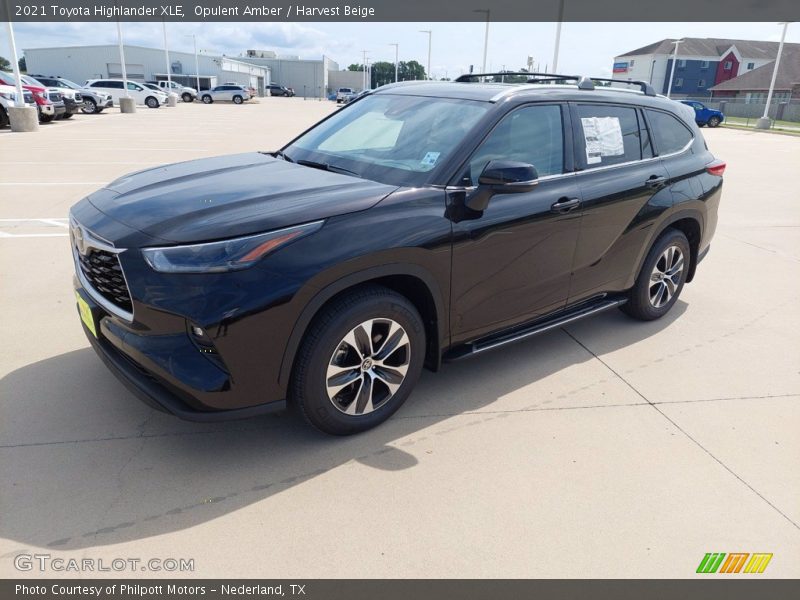 Opulent Amber / Harvest Beige 2021 Toyota Highlander XLE