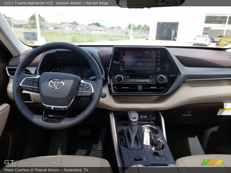 Opulent Amber / Harvest Beige 2021 Toyota Highlander XLE