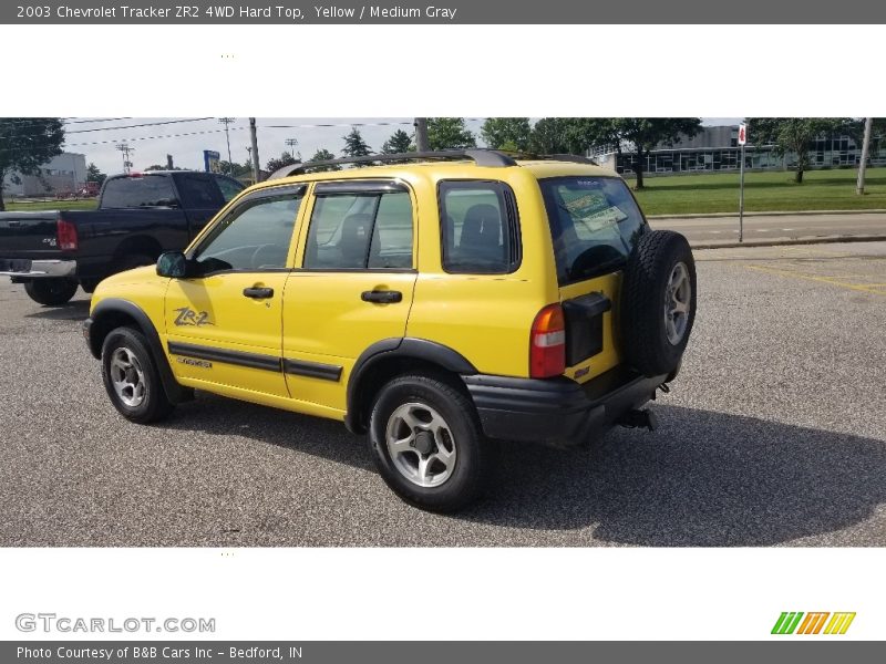 Yellow / Medium Gray 2003 Chevrolet Tracker ZR2 4WD Hard Top