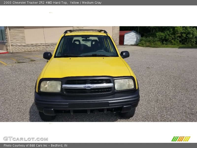 Yellow / Medium Gray 2003 Chevrolet Tracker ZR2 4WD Hard Top