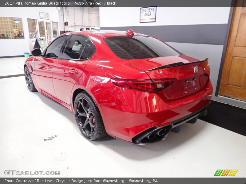 Rosso Alfa (Red) / Black 2017 Alfa Romeo Giulia Quadrifoglio