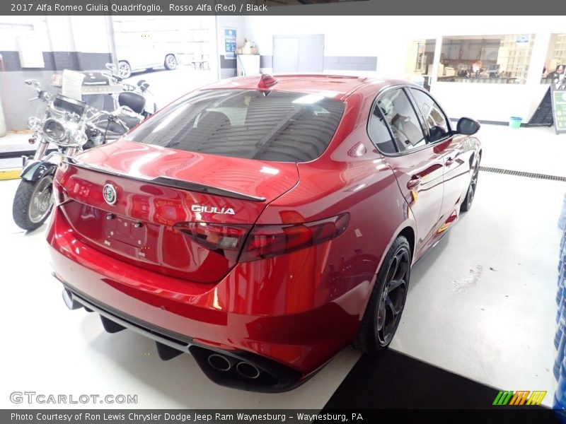 Rosso Alfa (Red) / Black 2017 Alfa Romeo Giulia Quadrifoglio