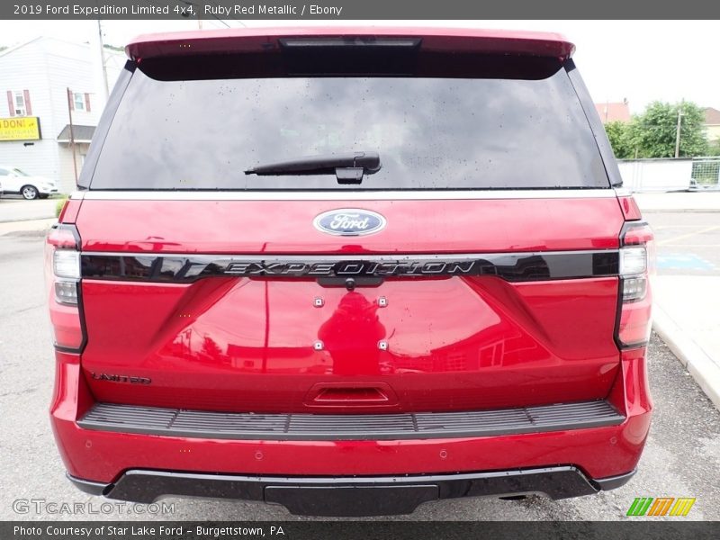 Ruby Red Metallic / Ebony 2019 Ford Expedition Limited 4x4