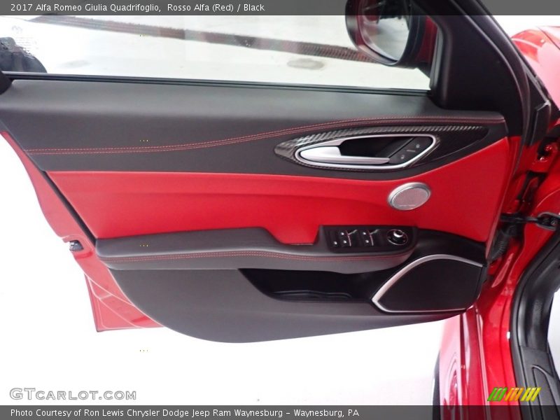 Rosso Alfa (Red) / Black 2017 Alfa Romeo Giulia Quadrifoglio
