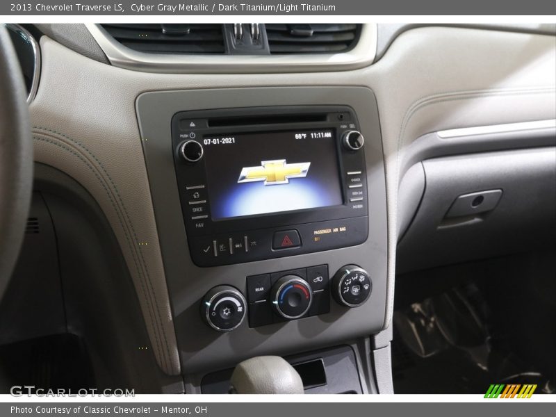 Cyber Gray Metallic / Dark Titanium/Light Titanium 2013 Chevrolet Traverse LS