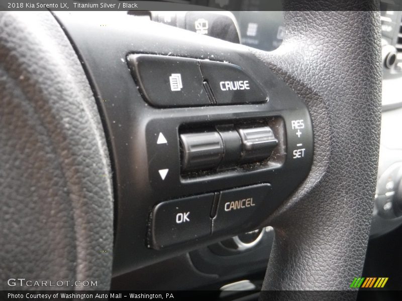 Titanium Silver / Black 2018 Kia Sorento LX