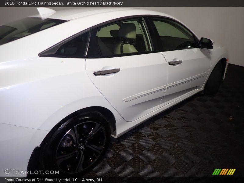 White Orchid Pearl / Black/Ivory 2018 Honda Civic Touring Sedan