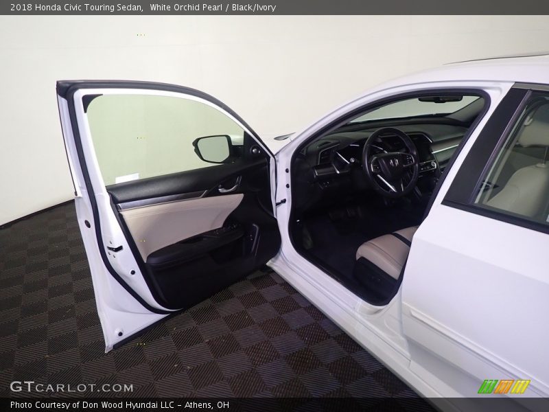 White Orchid Pearl / Black/Ivory 2018 Honda Civic Touring Sedan