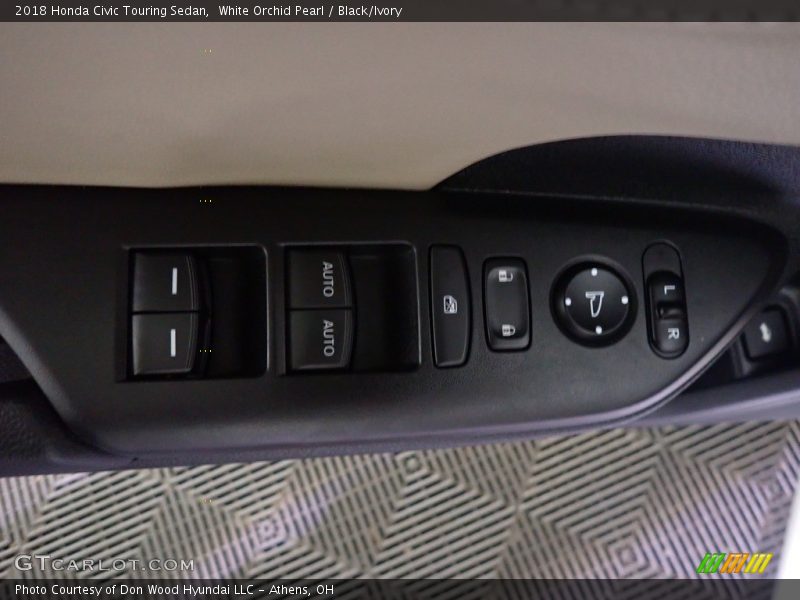 White Orchid Pearl / Black/Ivory 2018 Honda Civic Touring Sedan