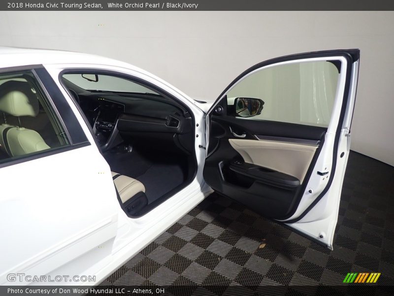 White Orchid Pearl / Black/Ivory 2018 Honda Civic Touring Sedan