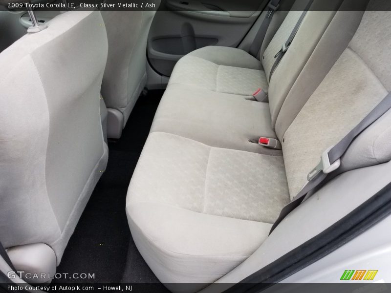 Classic Silver Metallic / Ash 2009 Toyota Corolla LE