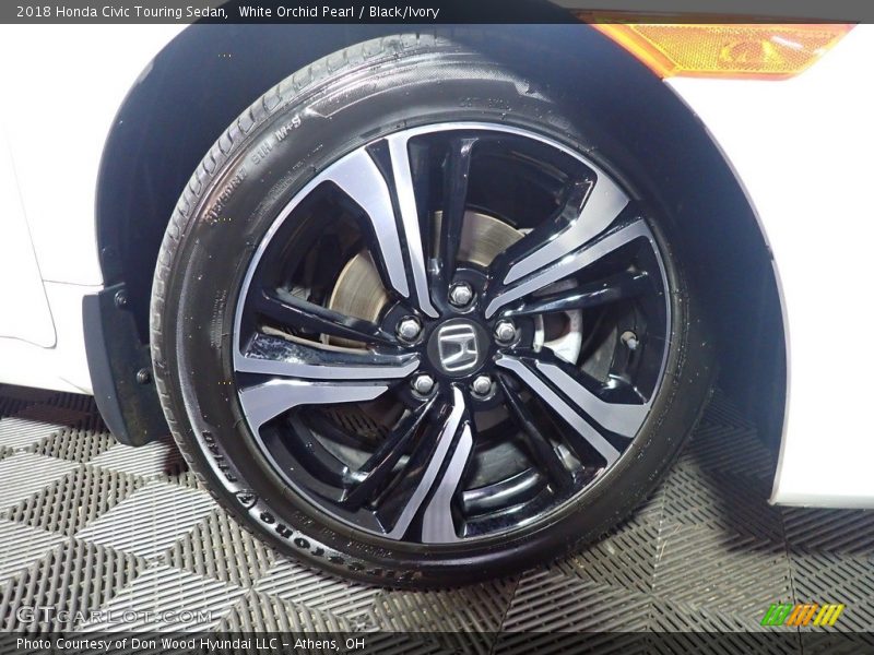 White Orchid Pearl / Black/Ivory 2018 Honda Civic Touring Sedan