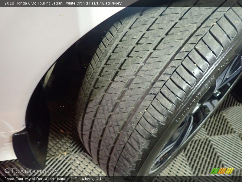 White Orchid Pearl / Black/Ivory 2018 Honda Civic Touring Sedan