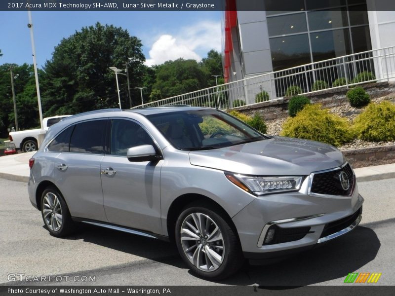 Front 3/4 View of 2017 MDX Technology SH-AWD