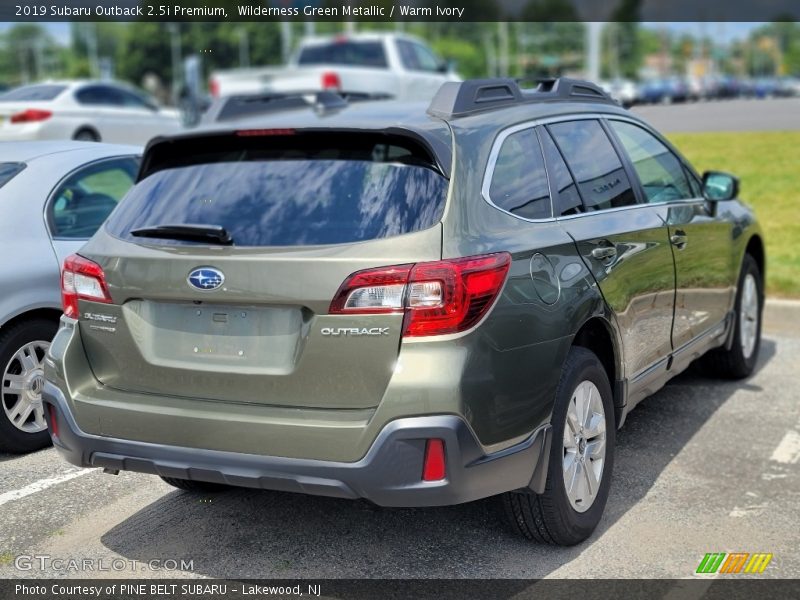 Wilderness Green Metallic / Warm Ivory 2019 Subaru Outback 2.5i Premium