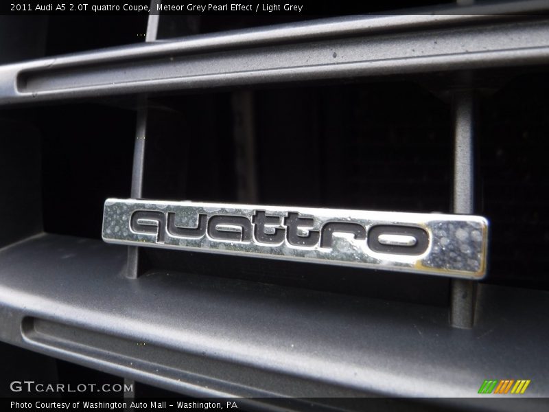 Meteor Grey Pearl Effect / Light Grey 2011 Audi A5 2.0T quattro Coupe