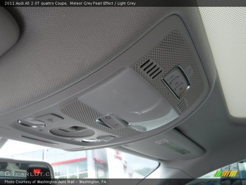 Meteor Grey Pearl Effect / Light Grey 2011 Audi A5 2.0T quattro Coupe