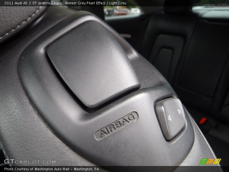Meteor Grey Pearl Effect / Light Grey 2011 Audi A5 2.0T quattro Coupe