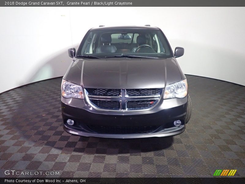 Granite Pearl / Black/Light Graystone 2018 Dodge Grand Caravan SXT