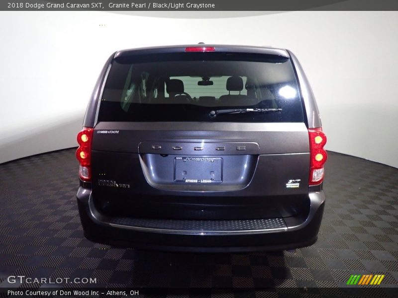 Granite Pearl / Black/Light Graystone 2018 Dodge Grand Caravan SXT