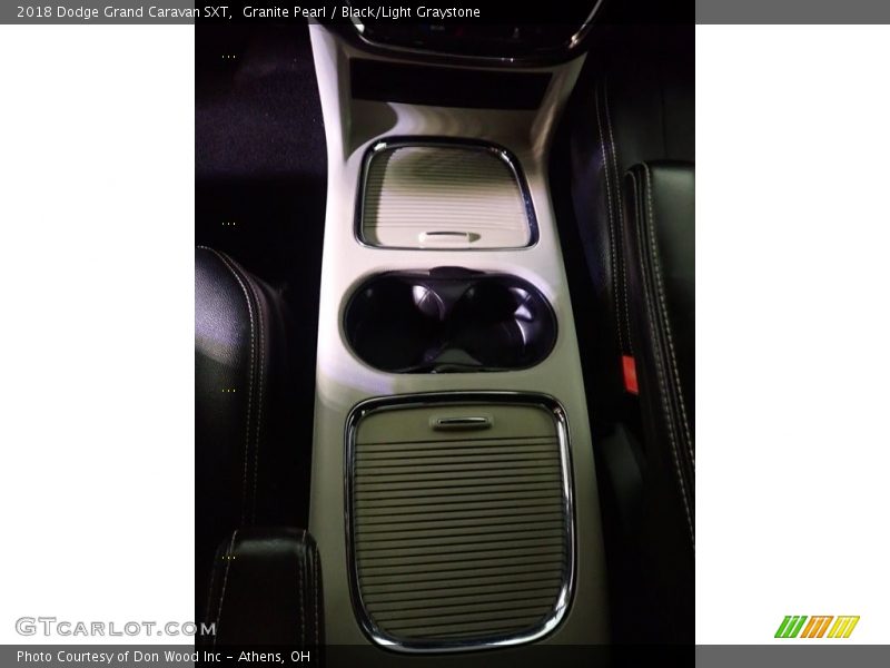 Granite Pearl / Black/Light Graystone 2018 Dodge Grand Caravan SXT