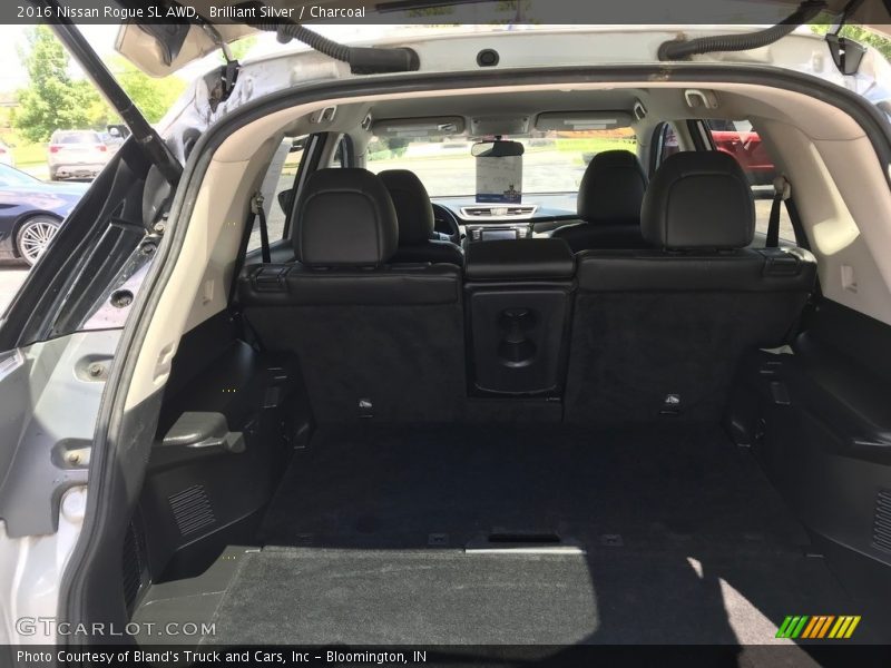 Brilliant Silver / Charcoal 2016 Nissan Rogue SL AWD