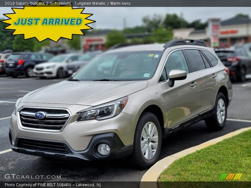 Tungsten Metallic / Warm Ivory 2019 Subaru Outback 2.5i Premium