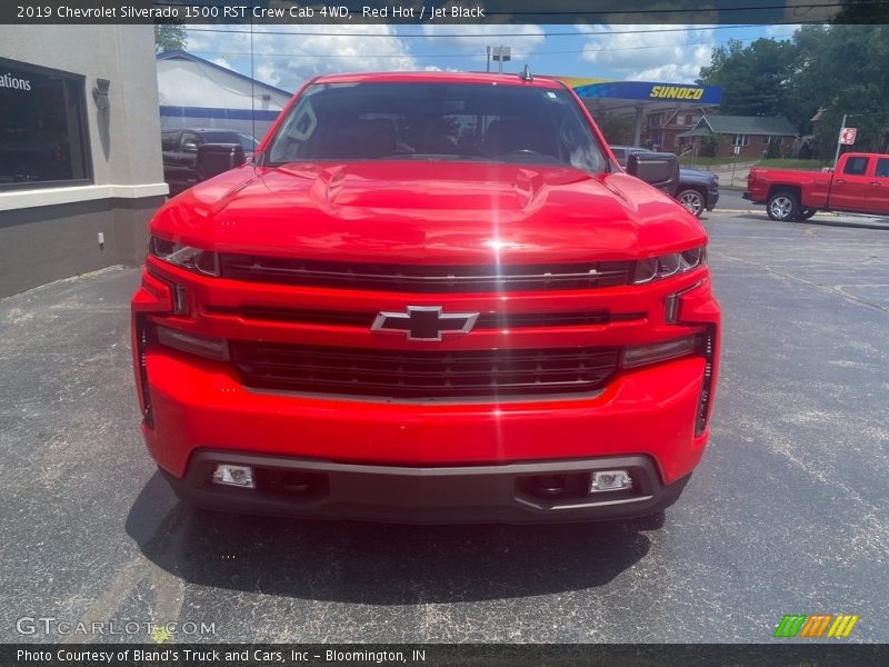Red Hot / Jet Black 2019 Chevrolet Silverado 1500 RST Crew Cab 4WD