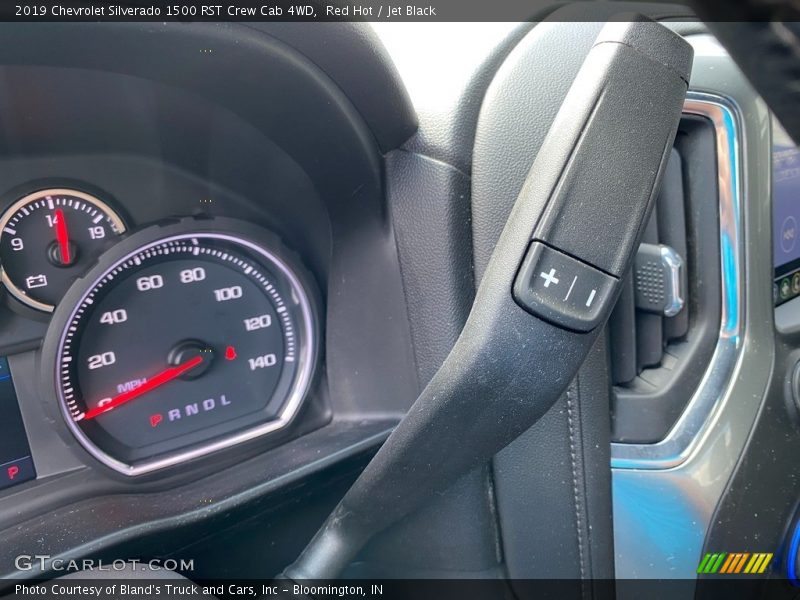 Red Hot / Jet Black 2019 Chevrolet Silverado 1500 RST Crew Cab 4WD