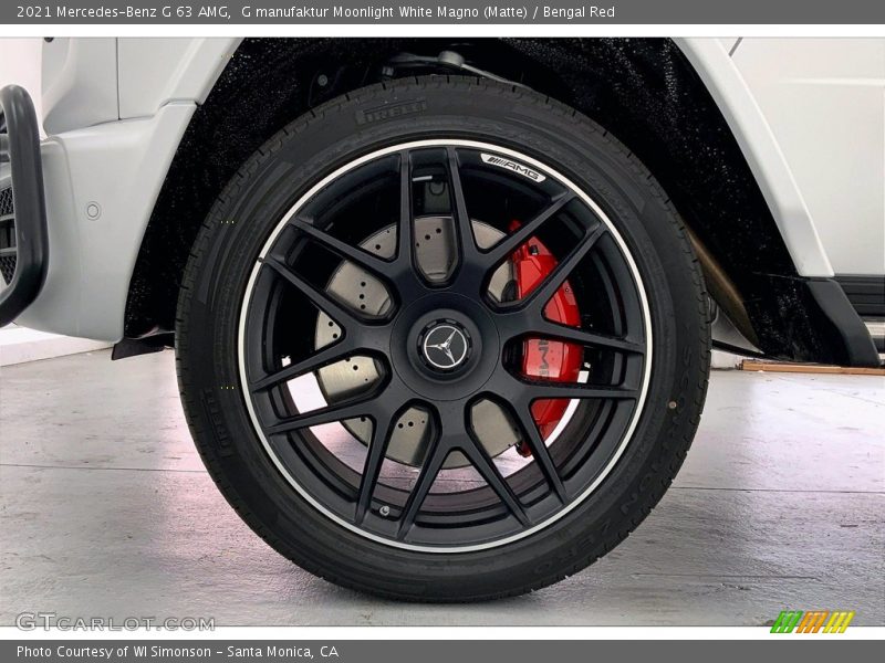 G manufaktur Moonlight White Magno (Matte) / Bengal Red 2021 Mercedes-Benz G 63 AMG