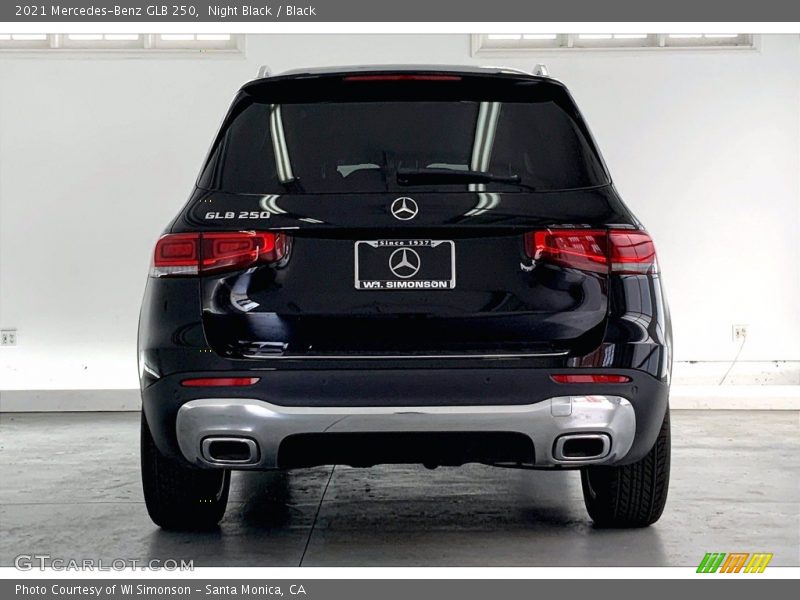 Night Black / Black 2021 Mercedes-Benz GLB 250
