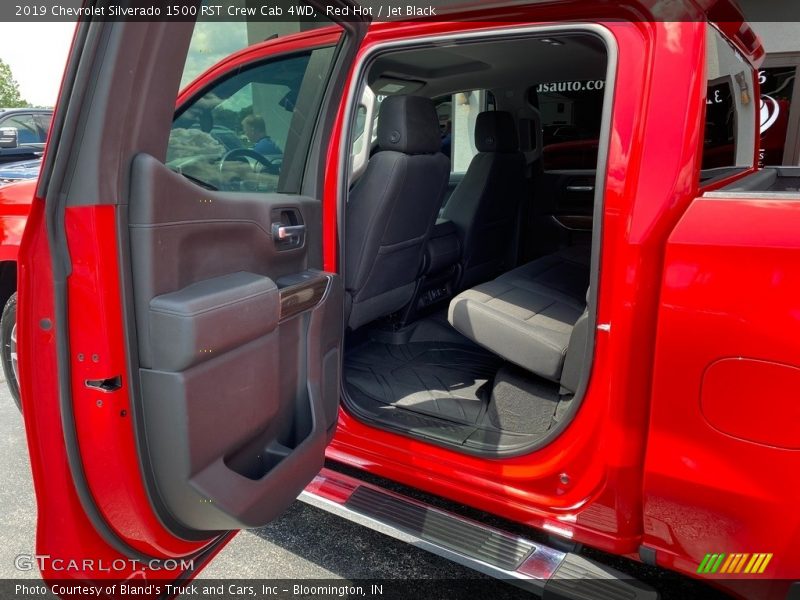 Red Hot / Jet Black 2019 Chevrolet Silverado 1500 RST Crew Cab 4WD