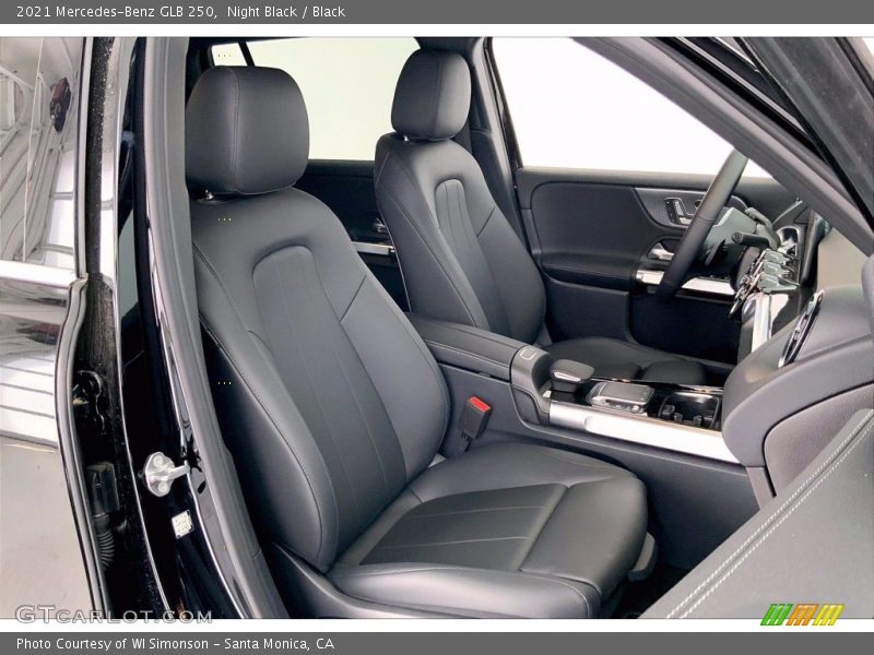 Night Black / Black 2021 Mercedes-Benz GLB 250