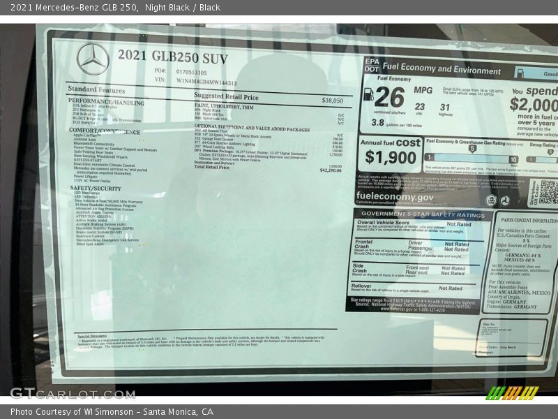 Night Black / Black 2021 Mercedes-Benz GLB 250