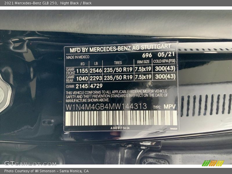 Night Black / Black 2021 Mercedes-Benz GLB 250