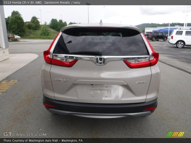 Sandstorm Metallic / Ivory 2019 Honda CR-V EX AWD