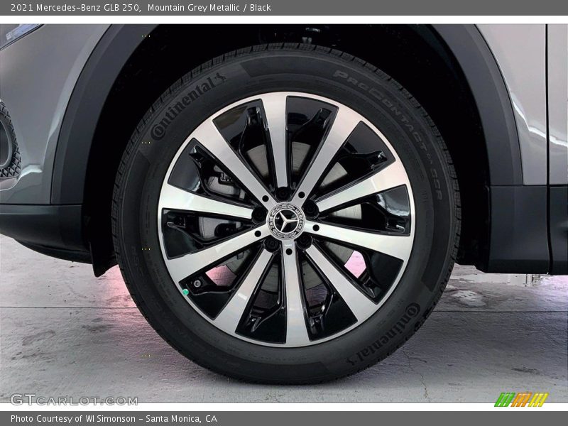Mountain Grey Metallic / Black 2021 Mercedes-Benz GLB 250