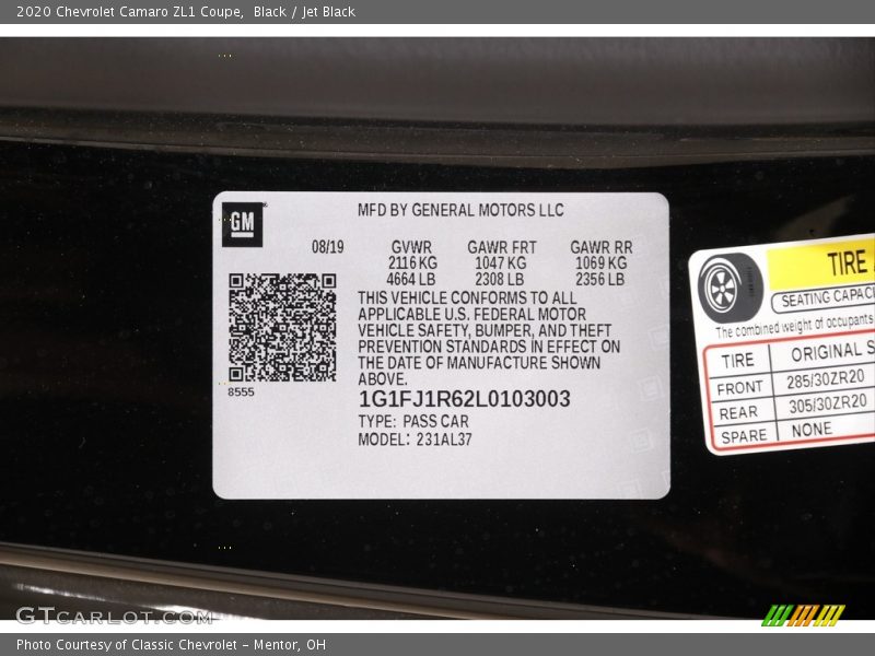 Black / Jet Black 2020 Chevrolet Camaro ZL1 Coupe