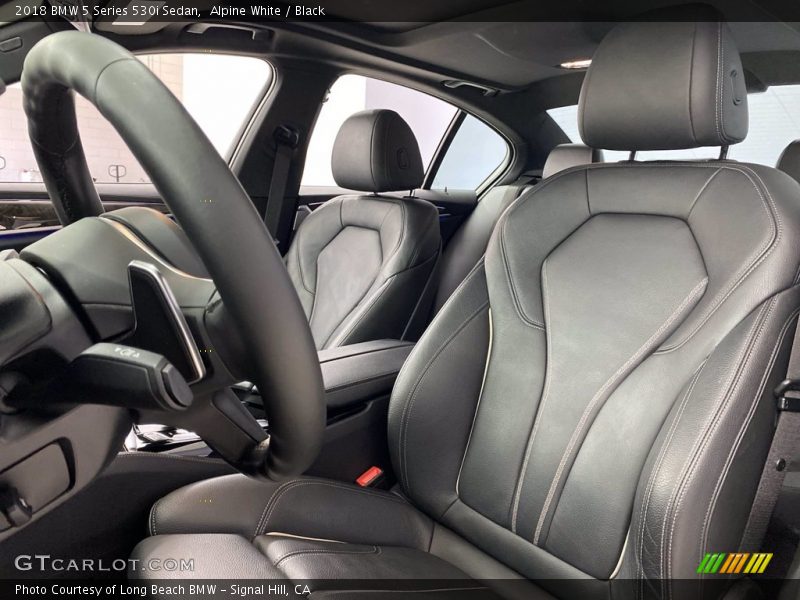 Alpine White / Black 2018 BMW 5 Series 530i Sedan