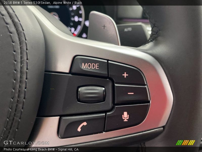 Alpine White / Black 2018 BMW 5 Series 530i Sedan