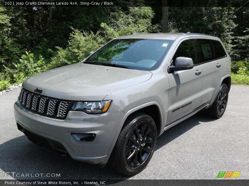 Sting-Gray / Black 2021 Jeep Grand Cherokee Laredo 4x4