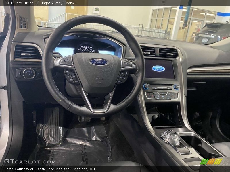 Ingot Silver / Ebony 2018 Ford Fusion SE