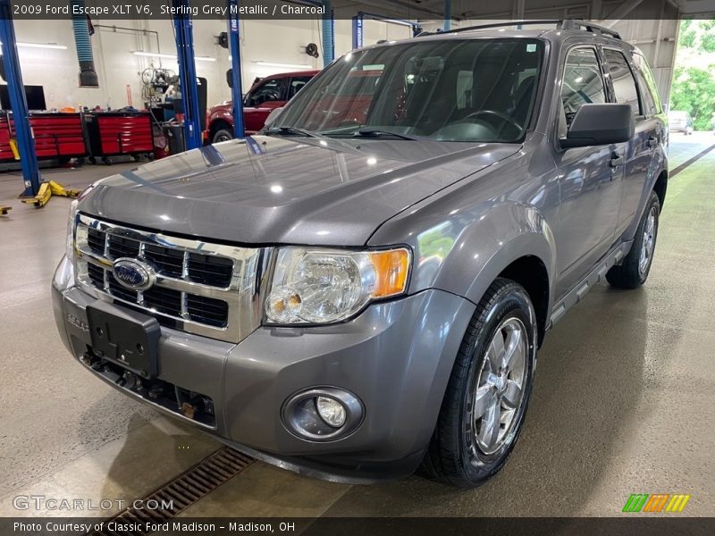 Sterling Grey Metallic / Charcoal 2009 Ford Escape XLT V6