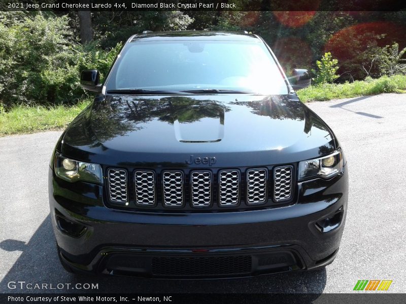 Diamond Black Crystal Pearl / Black 2021 Jeep Grand Cherokee Laredo 4x4