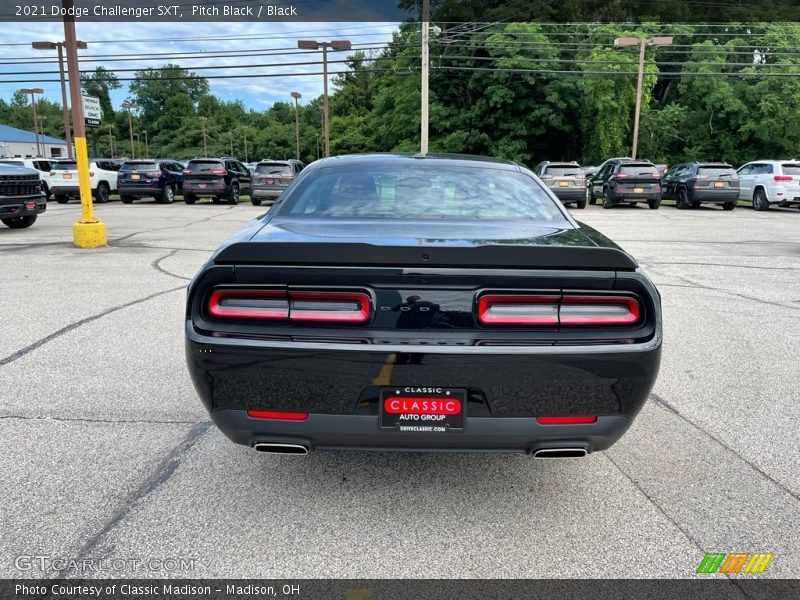 Pitch Black / Black 2021 Dodge Challenger SXT