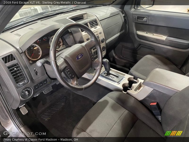 Sterling Grey Metallic / Charcoal 2009 Ford Escape XLT V6