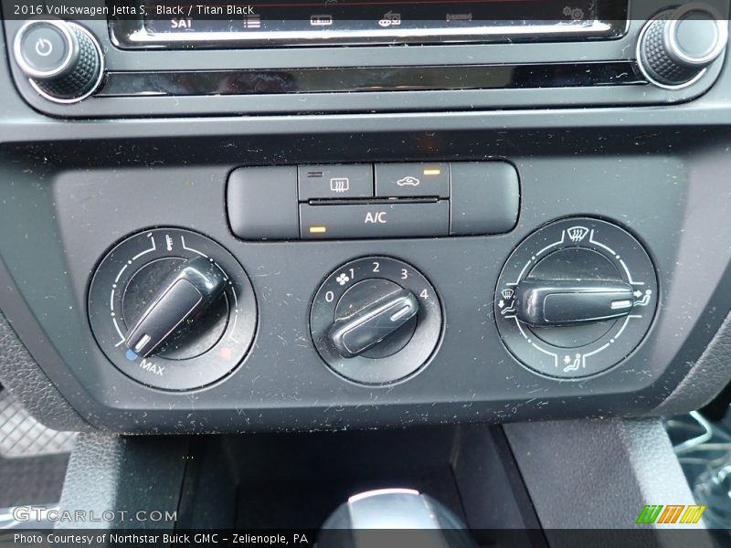 Black / Titan Black 2016 Volkswagen Jetta S